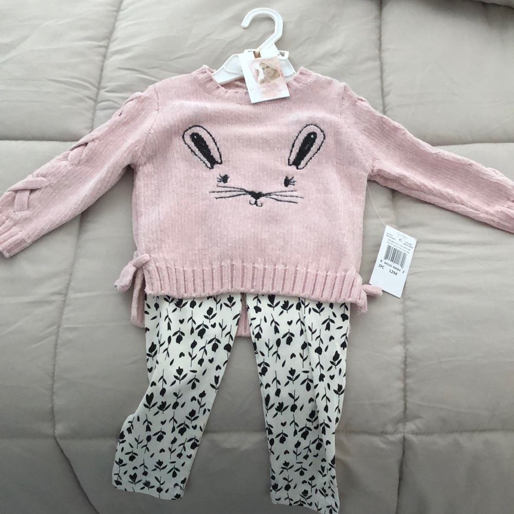 Jessica Simpson two piece sweater and pants